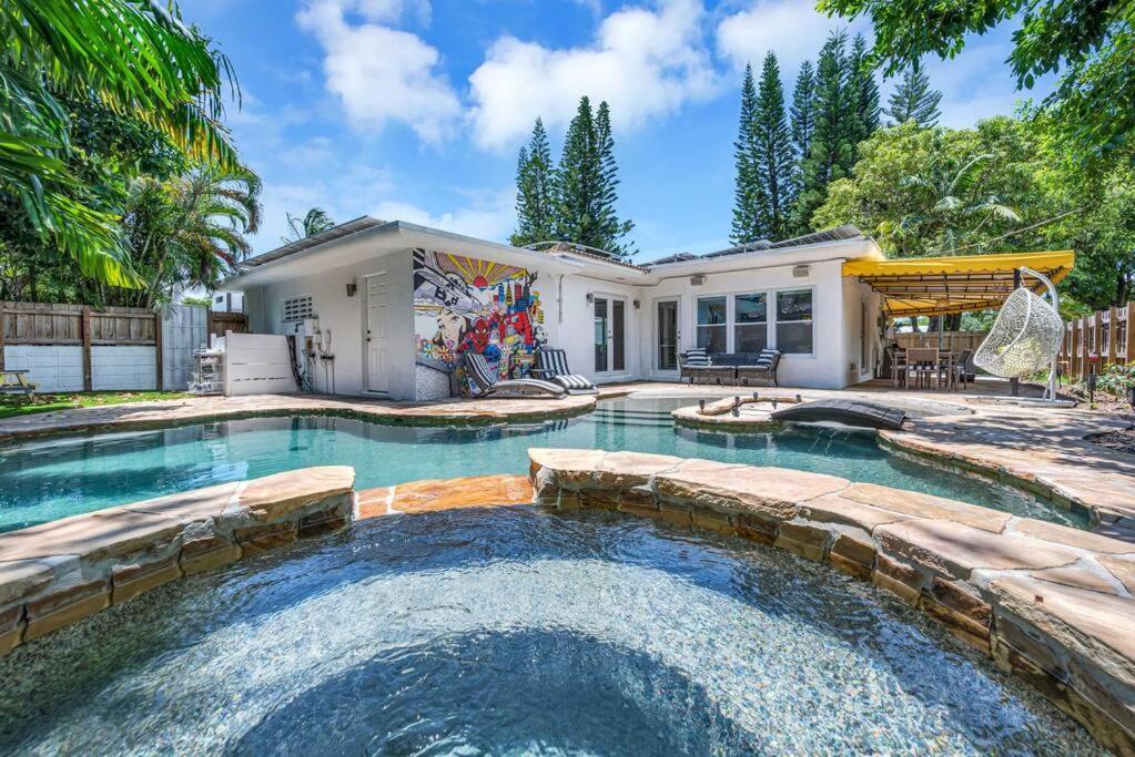 Вилла Modern Tropical Pool House North Miami Hot Tub Экстерьер фото