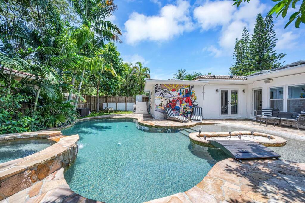 Вилла Modern Tropical Pool House North Miami Hot Tub Экстерьер фото